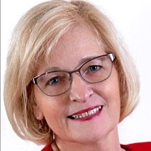Meet your Posher, Debbie